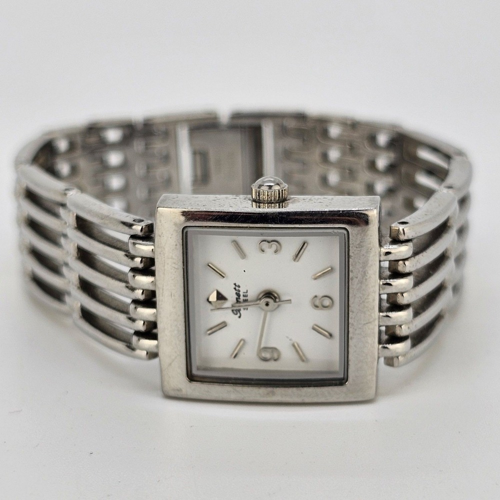 Women's Watch 20MM White Dial Gray Case Gray Bracelet 6" Wrist New Battery